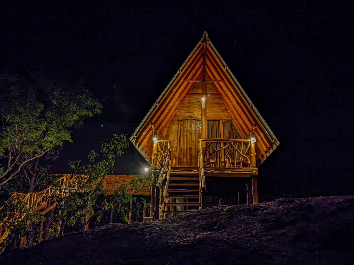 Wooden Cabana Sigiriya Exterior foto