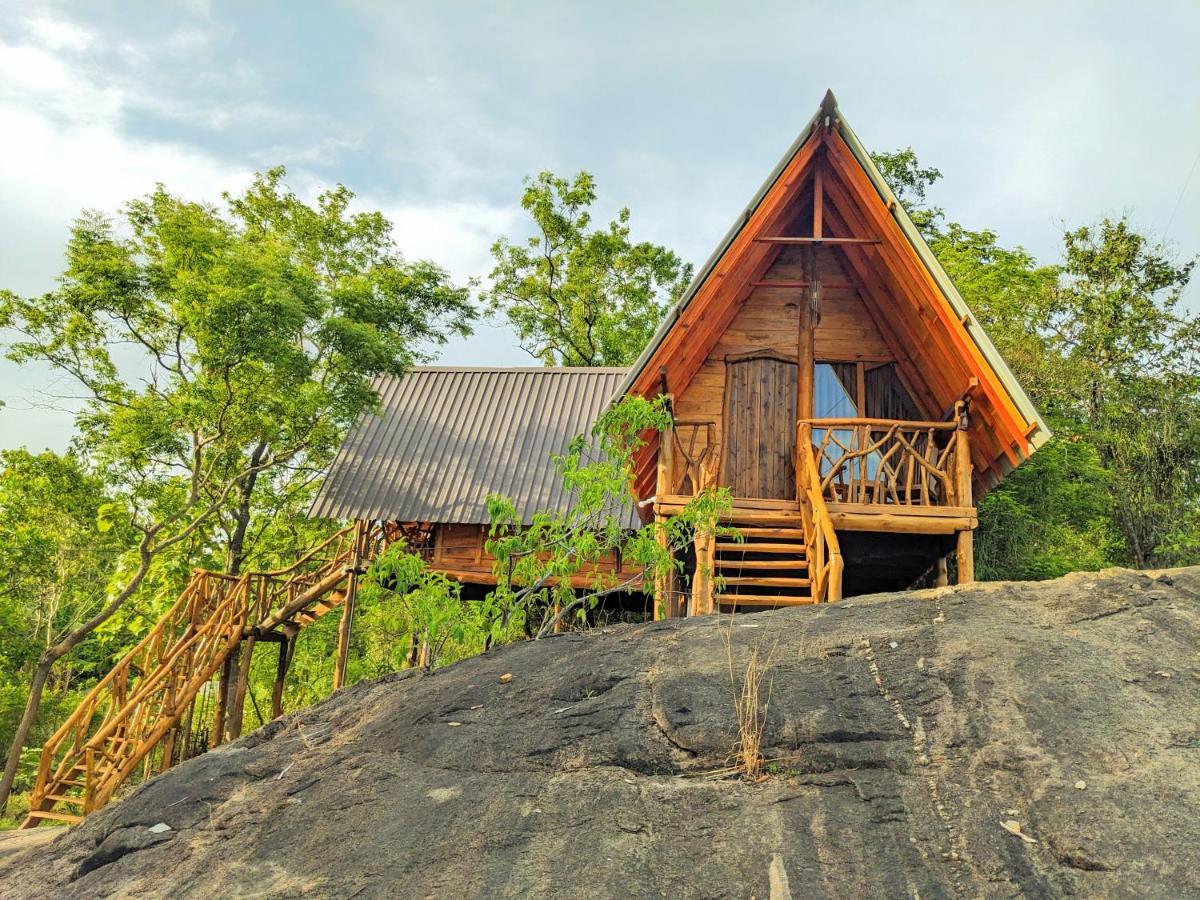 Wooden Cabana Sigiriya Exterior foto